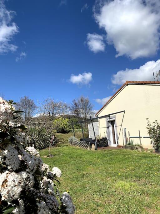 Maison 6 Personnes Billom Exterior photo